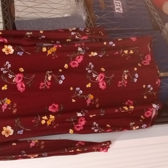 Women's no boundaries size large dress - Picture 5 of 7